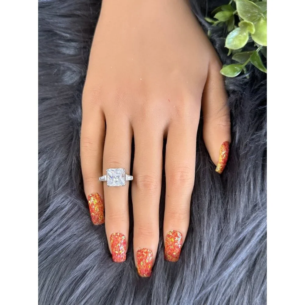 Sparkling‎ 3-Czs Silver 925 Ring